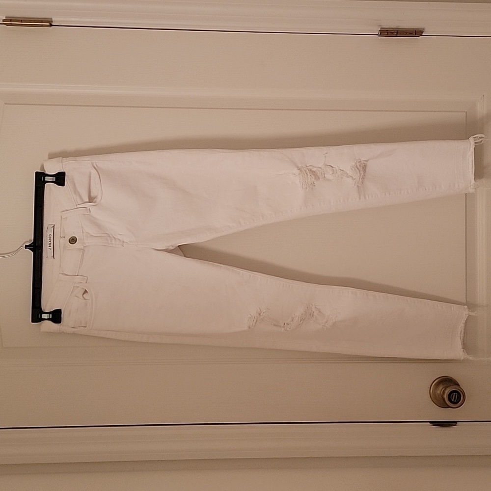 J Brand Size 26 Cropped Demented White Jeans, EUC